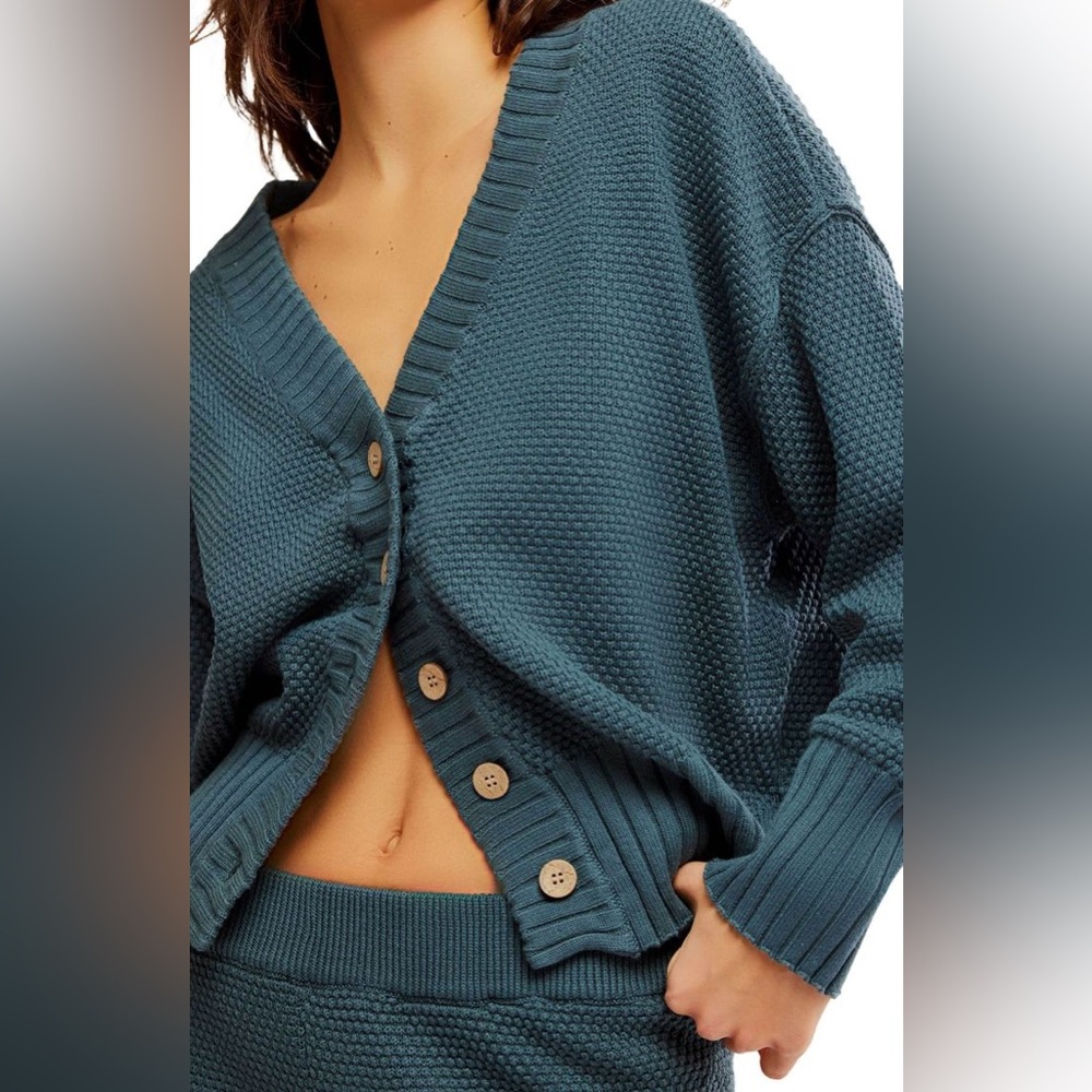Hailee Waffle Stitch Cardigan Size L (cardigan only)